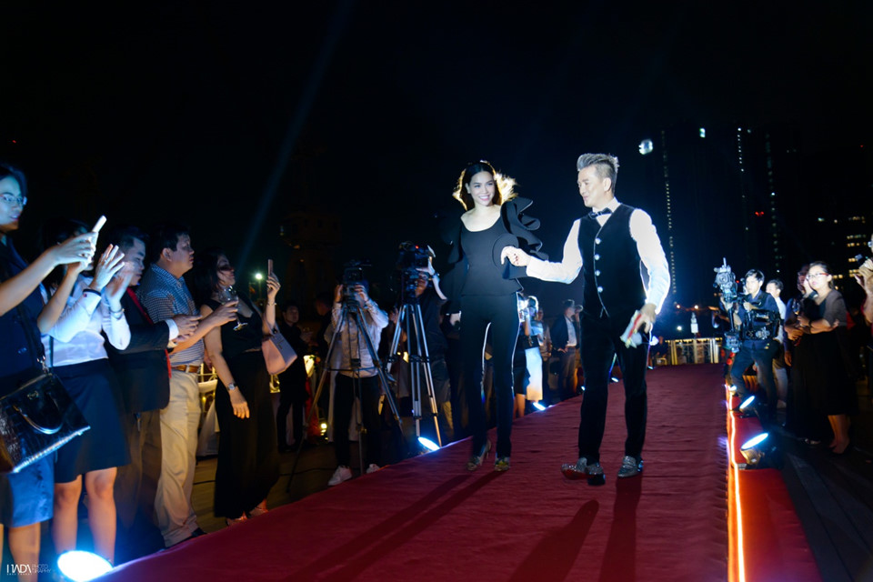 Ha Ho, Dam Vinh Hung and Uyen Linh meet on 5 star Saigon Princess Cruise